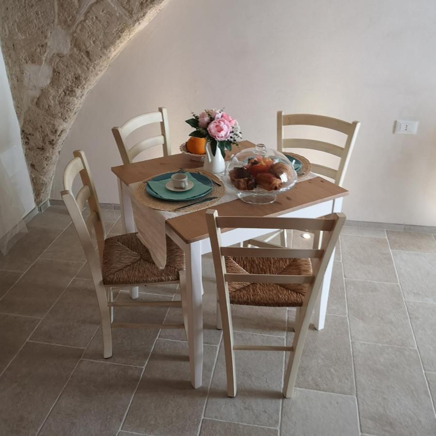 Apartamento Mnchell - Affitasi Per Brevi Periodi Monopoli Exterior foto
